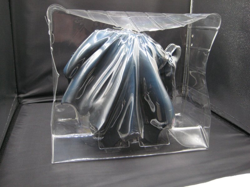 Batman Kotobukiya Artfx 1/6 scale Pre-Painted PVC Batman Statue Blue 