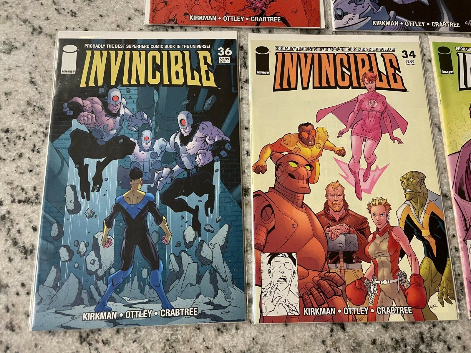  Invincible #34: Robert Kirkman: Books