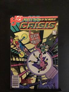 Crisis on Infinite Earths #4