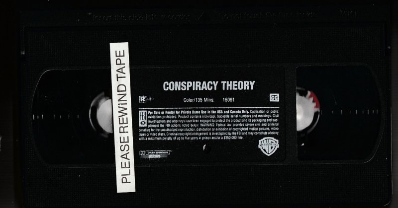 Conspiracy Theory VHS  Mel Gibson !  Patrick Stewart ! Julia Roberts !