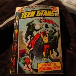 TEEN TITANS 43 DC comics 1973  Titans vs the occult Lilith solo story bronze age