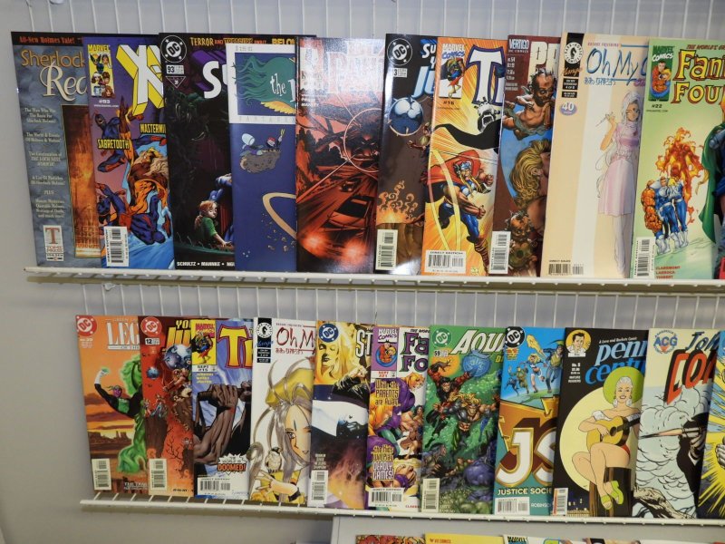 Huge Lot of 130+ Comics! Various Titles