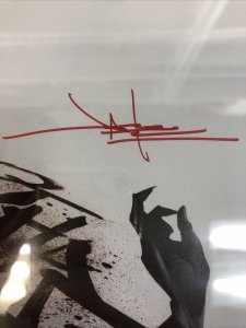 Catwoman (2015) #39 (CGC 9.4 WP SS) Signed By Jae Lee | Newsstand Rare