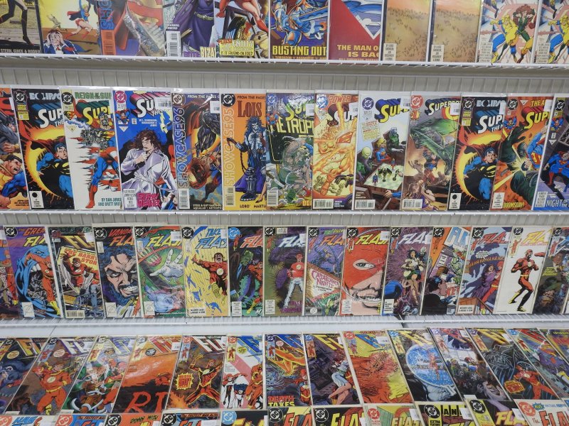 Huge Lot 130+ Comics W/ Flash, and Superman!!! Avg FN/VF Condition!
