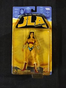 Factory SEALED DC Direct 2006 JLA Classified Series 1 Wonder Woman Action Figure