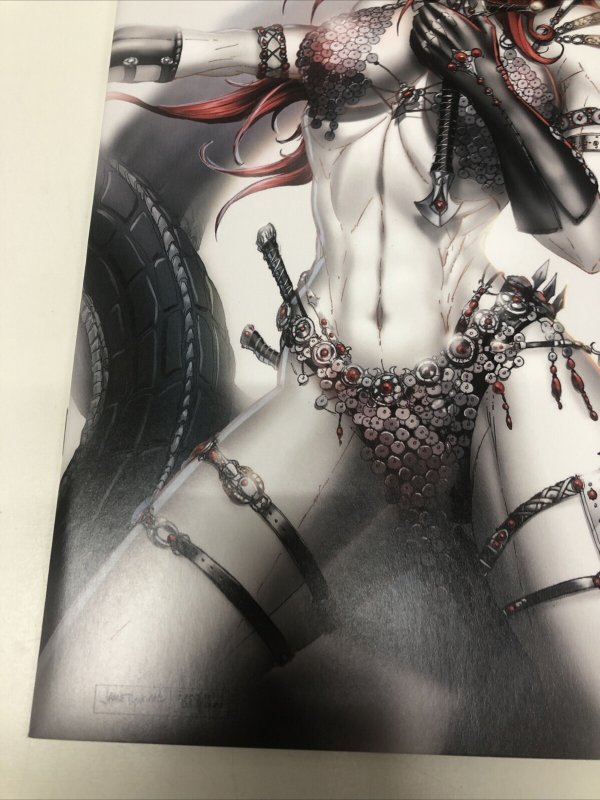 Red Sonja Black White Red # 2 Variant (NM) Dynamite Entertainment • Parrillo