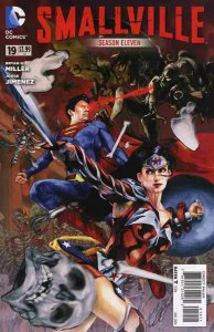 SMALLVILLE SEASON 11 (2012 DC) #19 CVR A CAT STAGGS