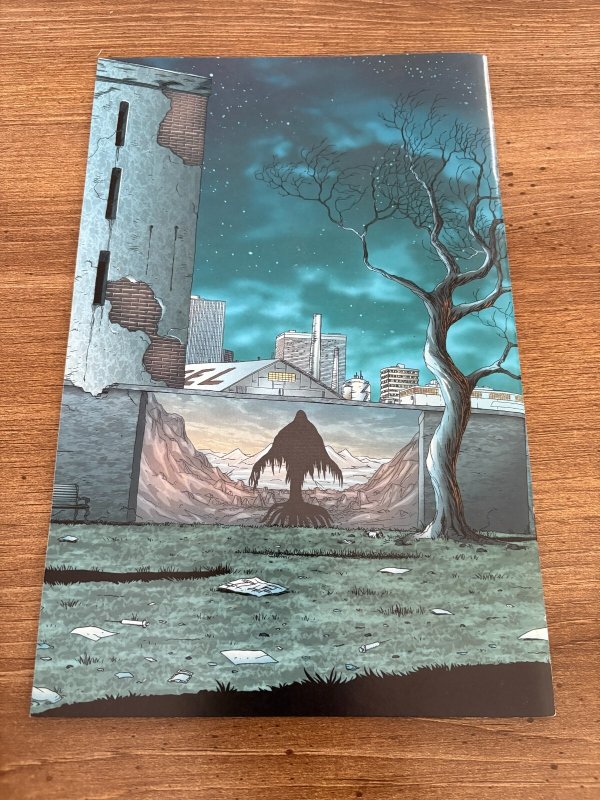 The Courtyard # 2 NM 1st Print Wrap Variant Alan Moore Avatar Press Comic 7 J456