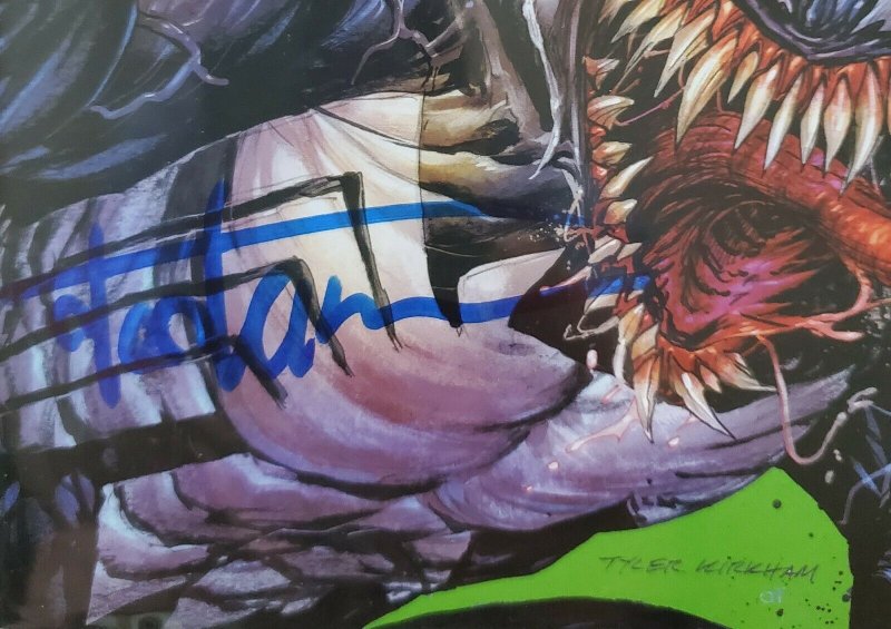 ? HOT VENOM #25 VIRGIN SIGNED BY TYLER KIRKHAM EXCLUSIVE VARIANT w/ COA