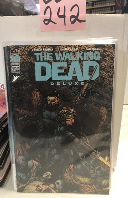 The Walking Dead Deluxe #45 (2022)