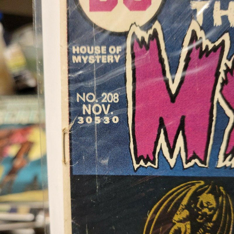 House of Mystery 208 Classic Cemetery Cover  