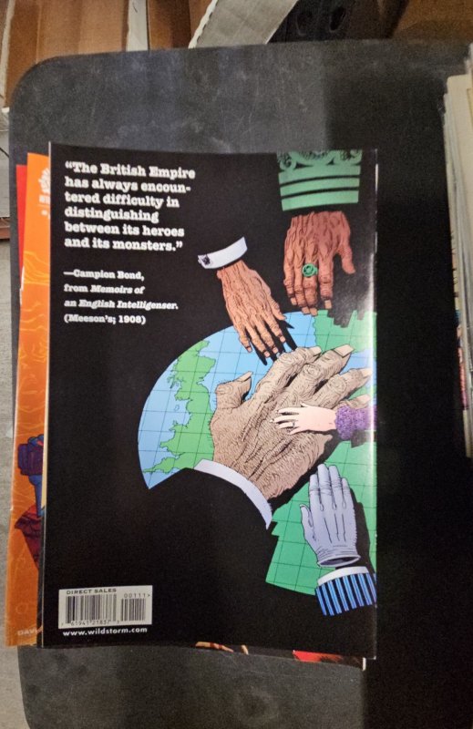 The League of Extraordinary Gentlemen #1 (1999)