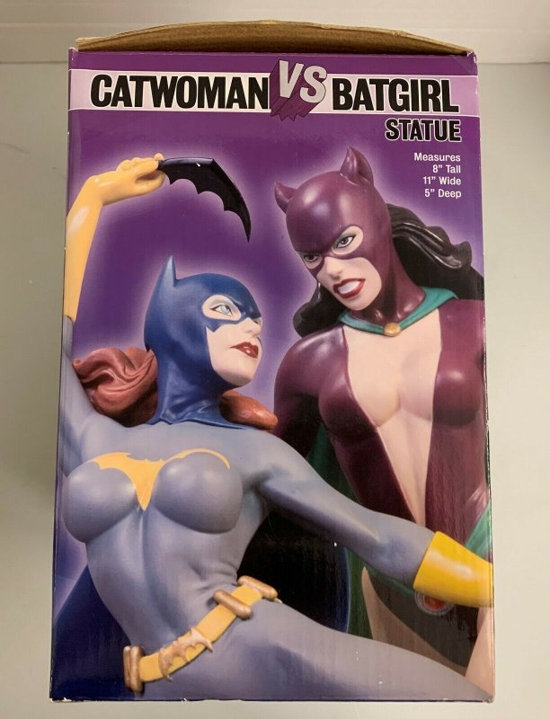 DC Classic Confrontations Catwoman Vs Batgirl Statue Limited Edition 0129/1500 