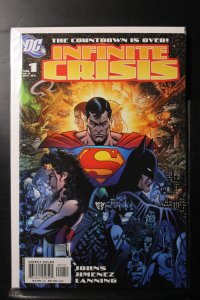 Infinite Crisis #1 George Pérez Cover (2005)