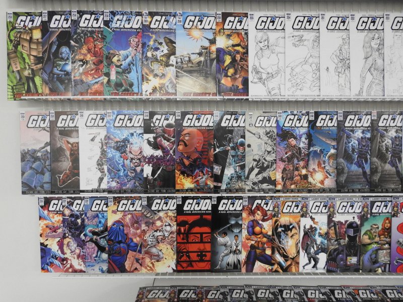 Huge Lot 230+ All G.I.Joe Comics!! Avg VF/NM Condition!