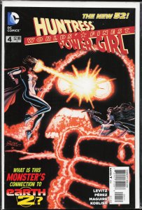 Worlds' Finest #4 (2012) Huntress and Power Girl