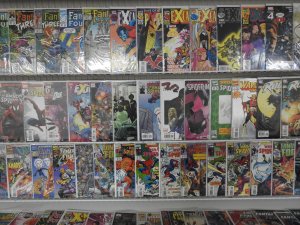 Huge Lot of 140+ Comics W/ Fantastic Four, Spider-Man, Hawkeye Avg. VF Condition