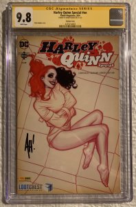 Harley Quinn Special #1 SIGNED Hughes Nude Lootchest Variant 1:25 CGC 9.8 NM/M