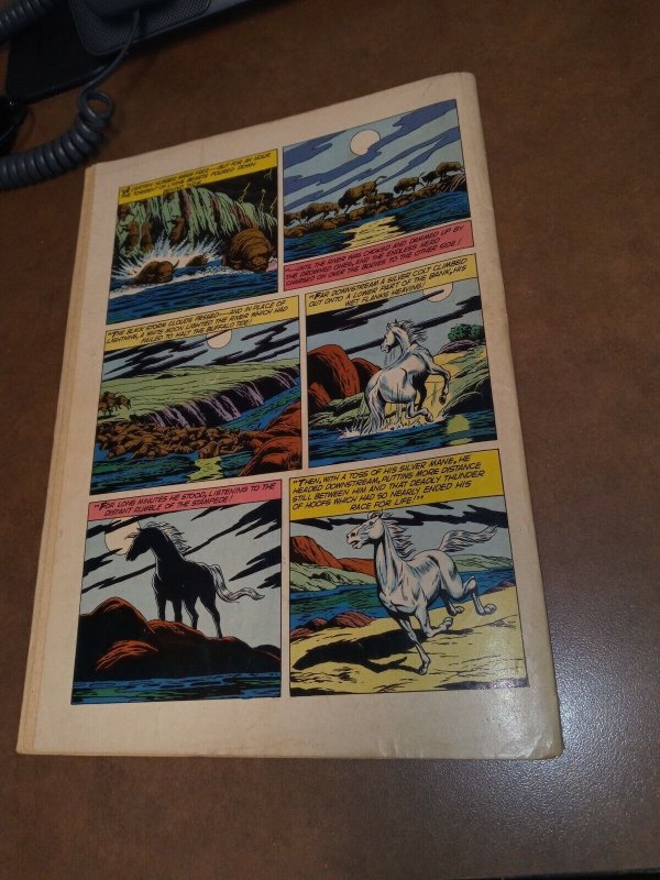 The Lone Rangers Famous Horse HI-YO SILVER 7 dell comics 1953 golden age western