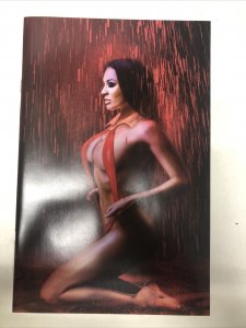 Vampirella Strikes (2022) # 1 Variant (NM) Dynamite Entertainment • Rare •