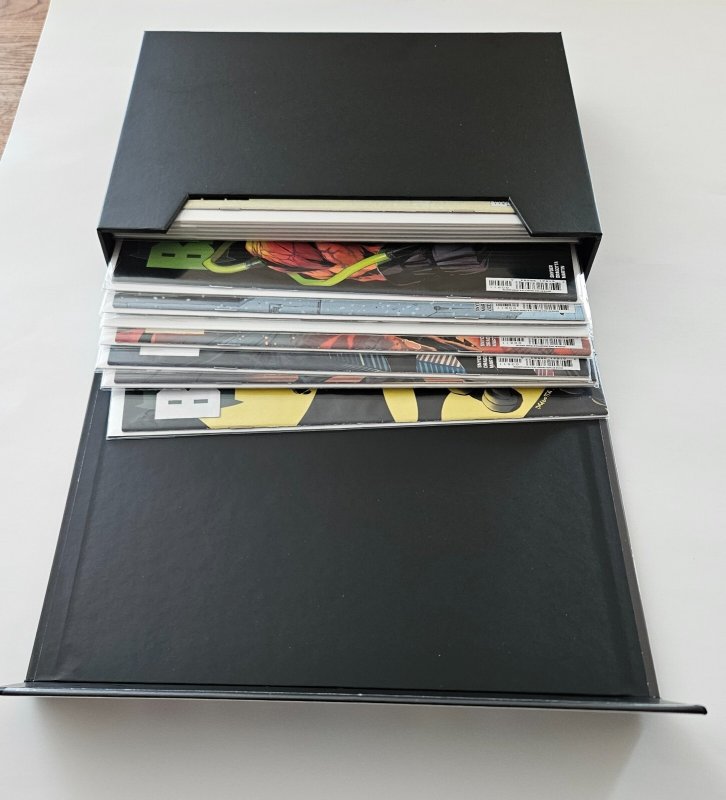 Absolute Batman #1 Akira Custom Comic Book Stor-Folio   **BOOKS NOT INCLUDED**