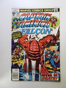 Captain America #208 (1977) VF- condition