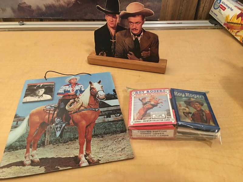 Roy Rogers Collectibles Wooden Stands Display Premium Cards Cowboy Mini ...