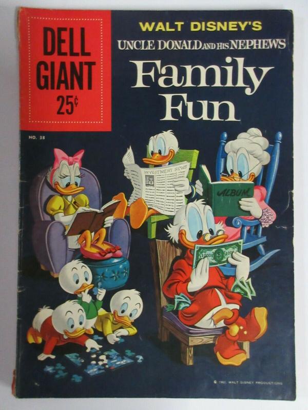 DELL GIANT  #38(Dell, 11/1960)VG(Very Good) Uncle Donald &his Nephews Family Fun