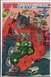 The Transformers vs. G.I. Joe #4 Connecting Cover (2014)