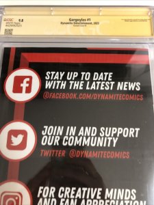 Gargoyles (2022) # 1 (CGC 9.8 SS) signed Tony Fleecs * Trish Forstner * Variant