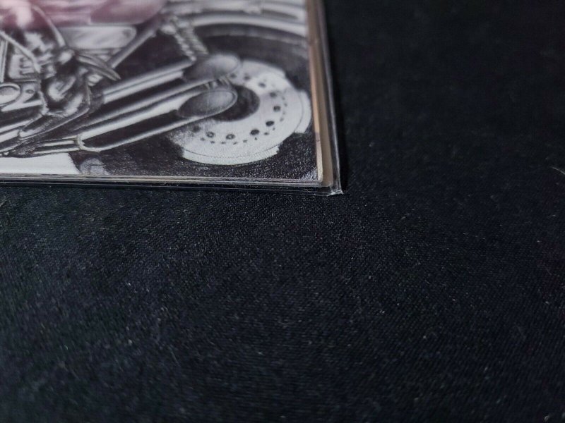 Signed NM+ Vampirella Monthly 24&26 Death Valley 1-2 Monte Moore