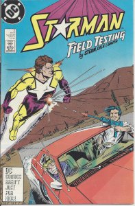 Starman #2 (Nov 1988) - from DC Comics - Starman vs. Bolt - Field Testing