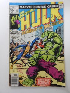 The Incredible Hulk #212 vs The Constrictor! Solid VG- Condition!