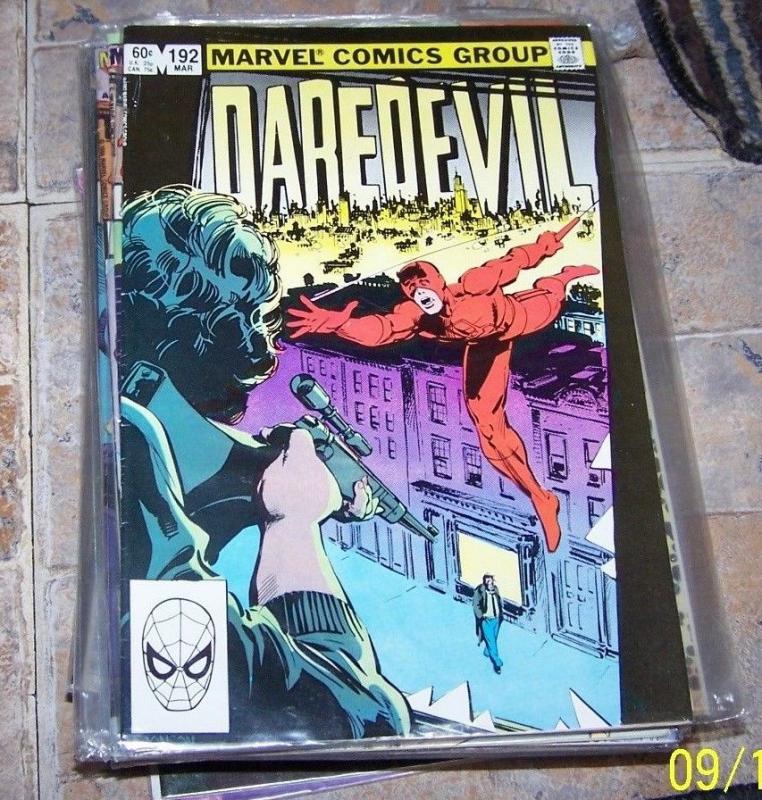 DAREDEVIL COMIC # 192 BEN URICH+SNIPER MARVEL 1983 NETFLIX TV MATT MURDOCK