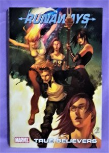 RUNAWAYS Digest Vol 4 True Believers Adrian Alphona (Marvel 2011)