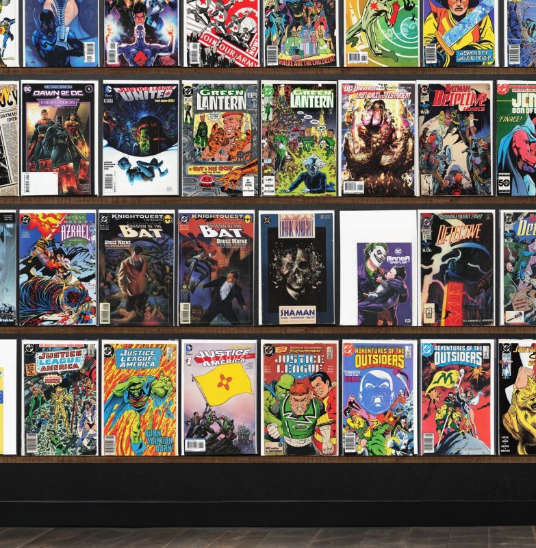 Huge Lot 150+ Comics with Detective Comics, Batman, Jla & More!