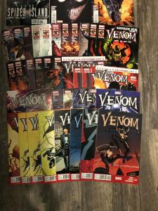 Marvel Venom Lot Of 43 Comics * 2011* Must See * 1st Print * 1 3 4 5 6 7 8 9 10