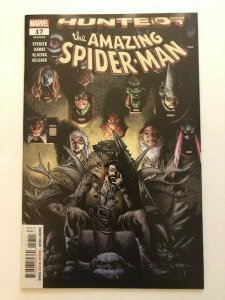 Marvel AMAZING SPIDER-MAN #17 HUNTED part 1 Kraven Black Cat NM (A217)