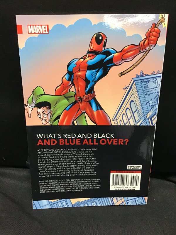 Spider-Man/Deadpool: Don't Call It A Team-Up (2016)tpb