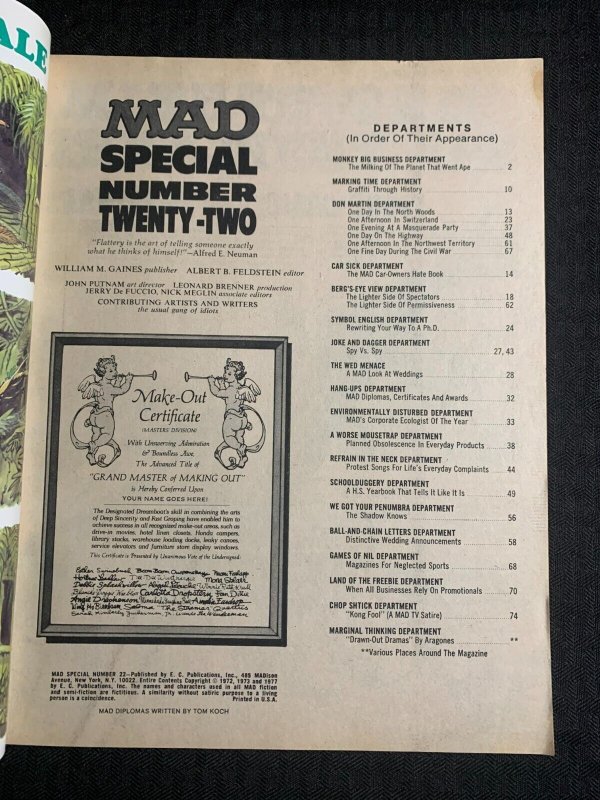 1977 MAD SPECIAL Magazine #22 FVF 7.0 with 16 Diplomas & Awards Insert