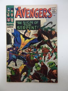 The Avengers #32 (1966) FN- condition subscription fold