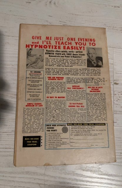 The X-Men #9 (1965)vs the avengers first crossover 1 inch spine split bottom