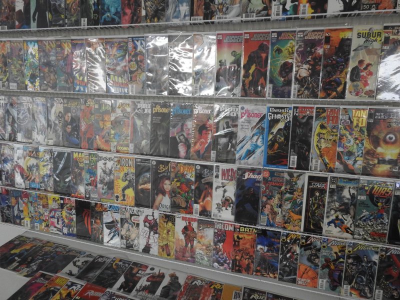 Huge Lot 140+ Comics W/ X-Men, Deadpool, Batman, +More! Avg VF- Condition!