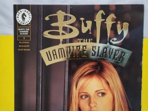Buffy The Vampire Slayer #1 Another Universe Gold Foil Exclusive Variant-Error