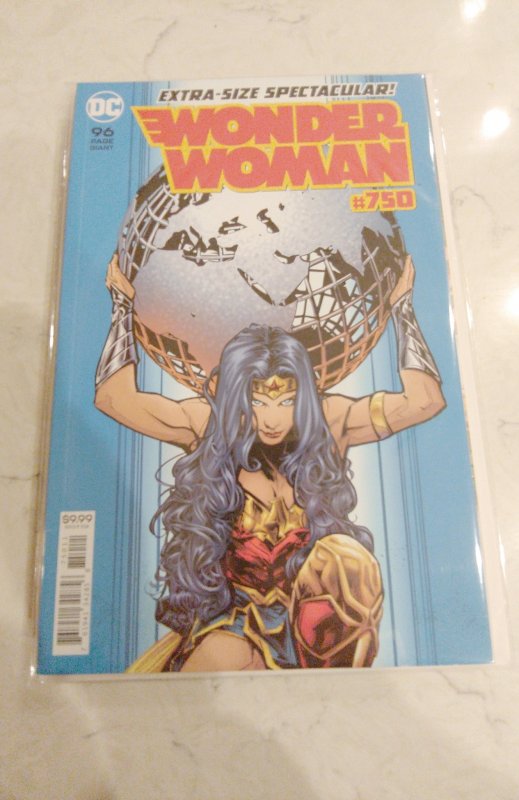 Wonder Woman #750: The Deluxe Edition (2020)