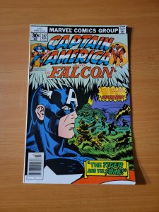 Captain America #207 ~ NEAR MINT NM ~ 1977 Marvel Comics