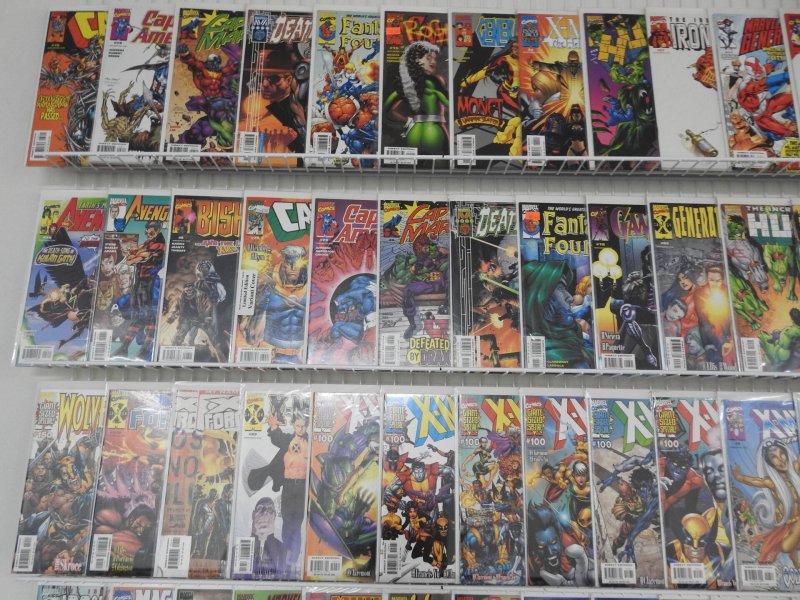 Huge Lot 130+ Comics W/ Avengers, X-Men, Spidey, Black Panther+ Avg VF+ Cond!!