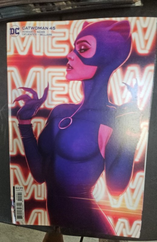 Catwoman #45 Frison Cover (2022)
