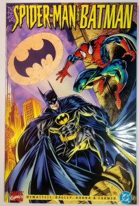 Spider-Man and Batman (9.4, 1995) Marvel/DC Crossover event Battling Carnage ...