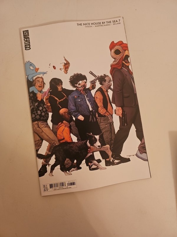 NICE HOUSE BY THE SEA 7 • Plus TP Vol 1 + 4 Cover Collector's Set